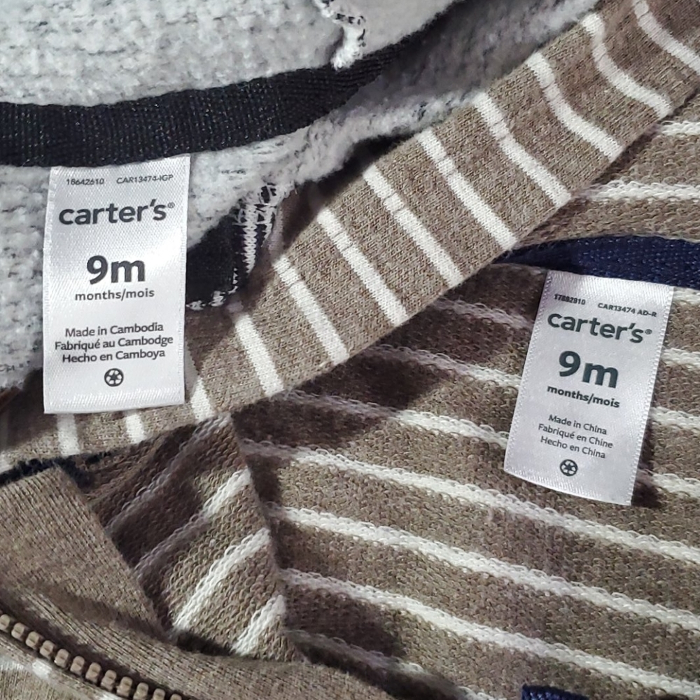 Carter's Set of 2 Zip-up Sleepers sz 9M - Picture 8 of 8